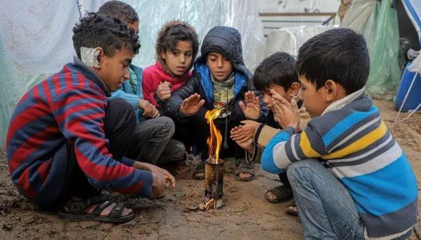 غزة تدخل شتاءها الرابع.. الأمم المتحدة تحذر من تفاقم الأزمة الإنسانية