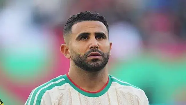 صفقة انتقال حر.. رياض محرز يقترب من مزاملة لاعب الأهلي السابق في هذا النادي