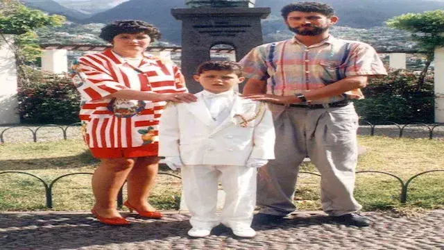والدة رونالدو تكشف سبب غيابه ع...