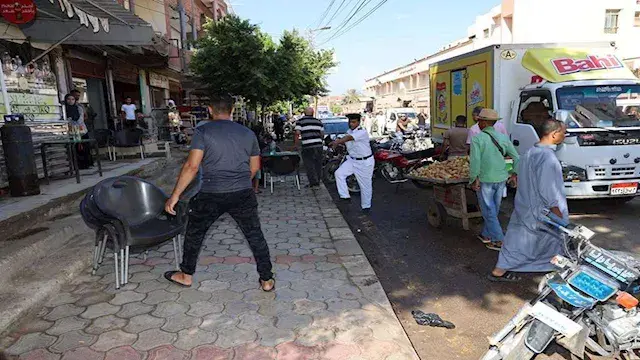 بالصور- محافظ  المنوفية يعنف ر...