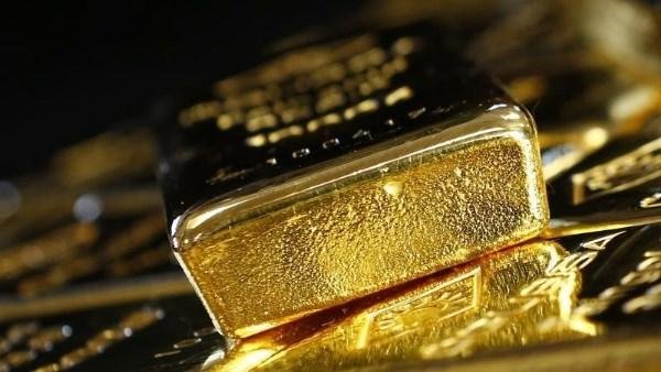 الذهب يواصل الهبوط في مصر.. عيار 21 يتراجع لـ6100 جنيه والأوقية عند 4103 دولارات