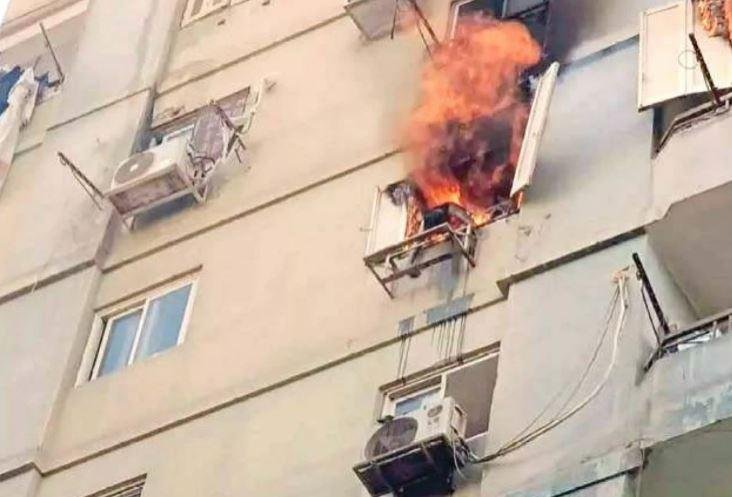 التحقيق في حريق شقة سكنية أسفر...