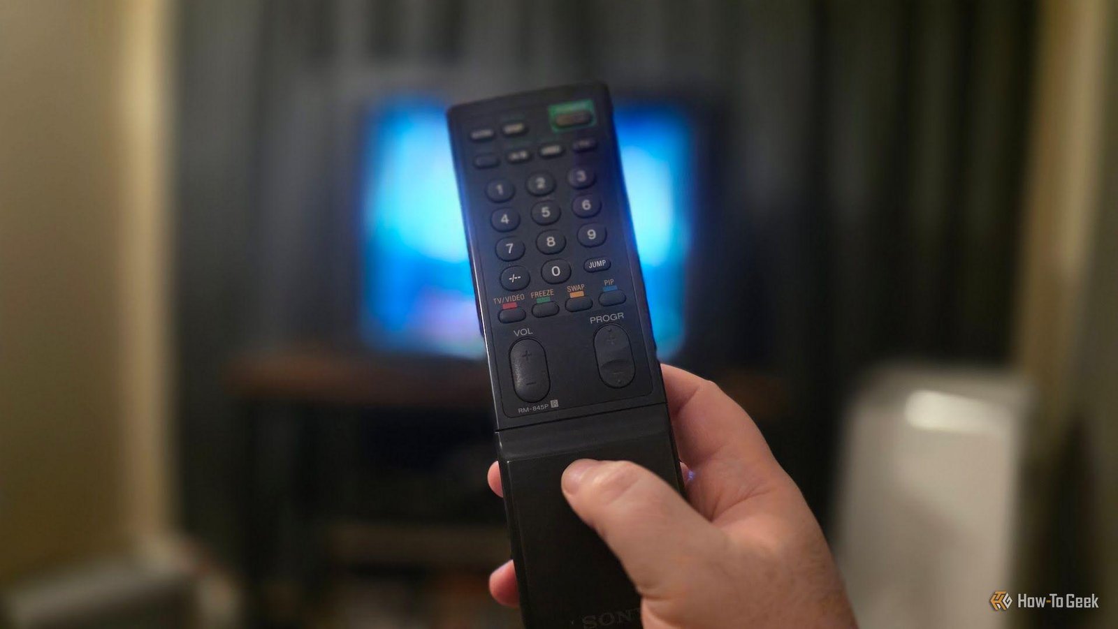 4 ways to repurpose an old TV...