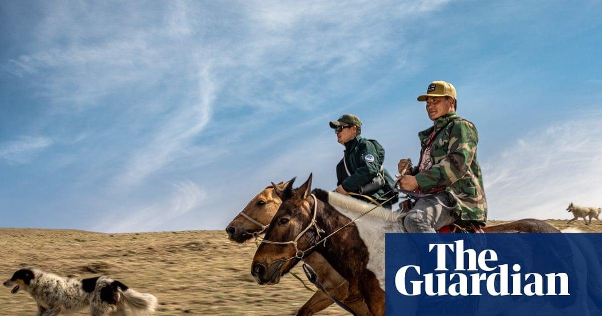 Fire rangers of Mongolian step...