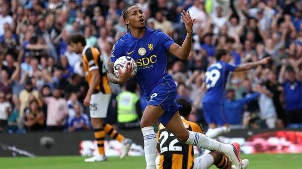 هال سيتي يفرض التعادل على تشيل...