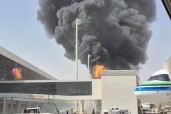 هيئة الطيران السعودية: تعليق العمليات التشغيلية بمطار الملك خالد مؤقتا بعد تعرضه لاعتداء