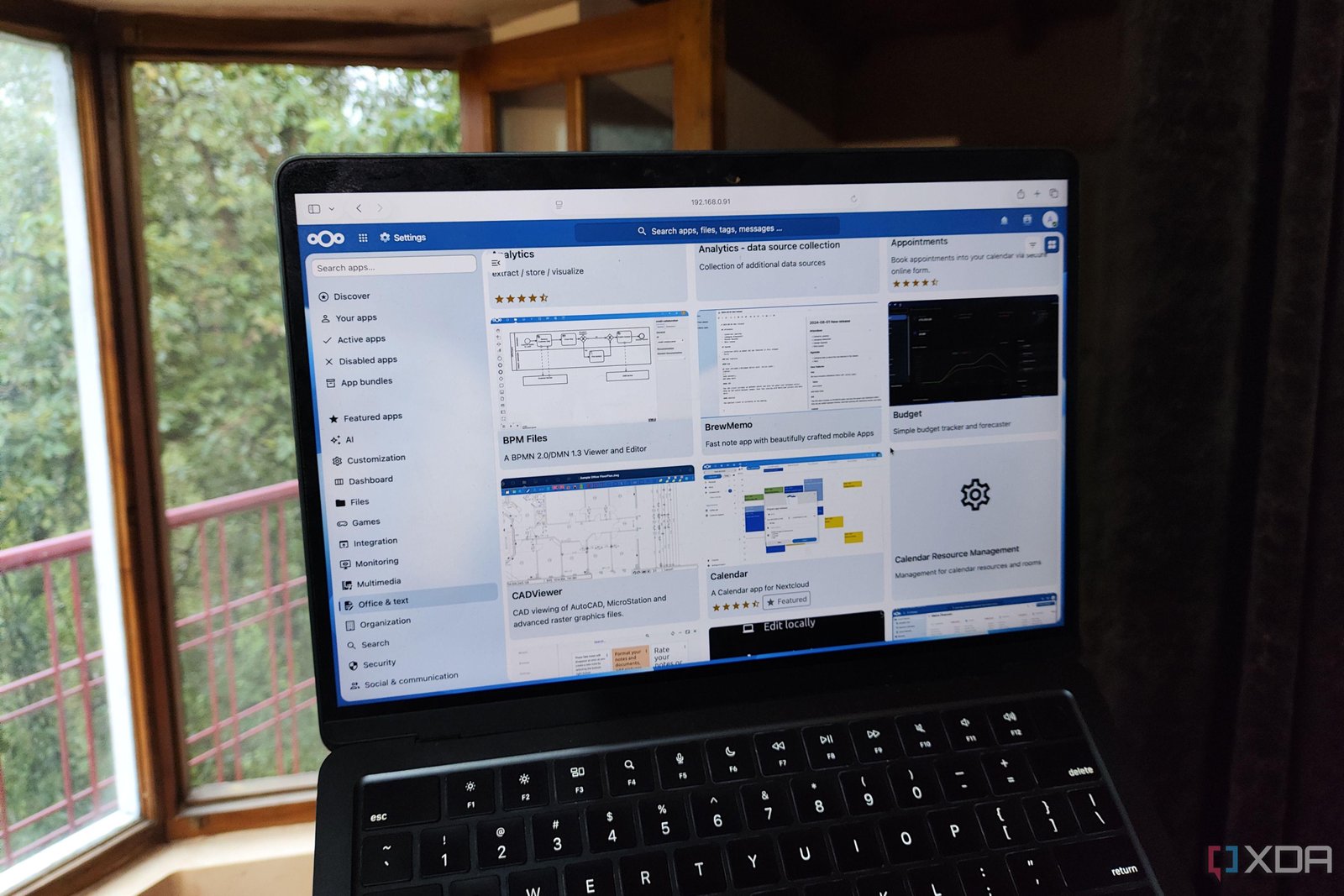 These 5 self-hosted apps can s...
