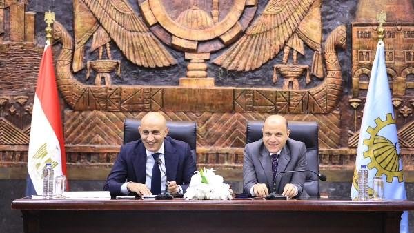 محمد عبداللطيف: المعلم محور أساسي في تطوير العملية التعليمية وتحقيق أهدافها
