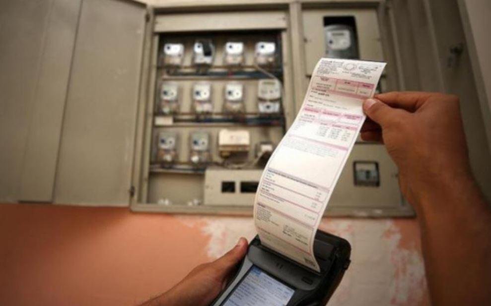 وزير الكهرباء يوضح آلية الانتقال بين شرائح الاستهلاك وحساب الفاتورة
