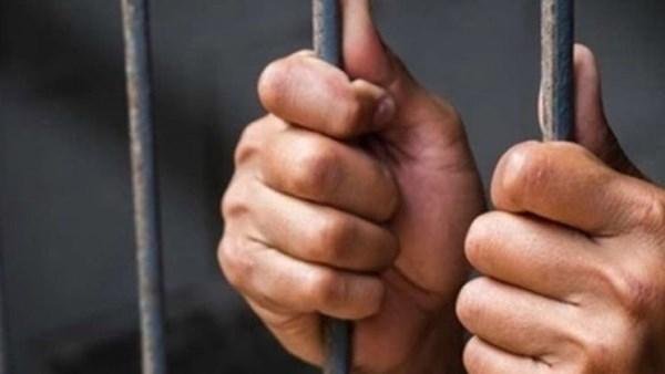 خطف طفل مقابل فدية.. عقوبات تصل إلى السجن المشدد 20 عامًا بالقانون