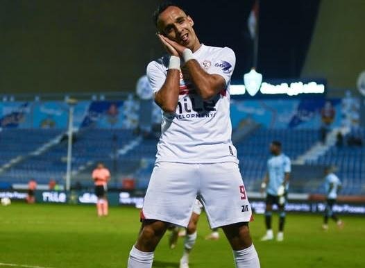بعد التزامه بالعقوبة.. ناصر منسي يشارك في تدريبات الزمالك