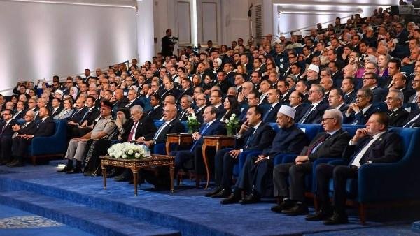 بحضور الرئيس السيسي.. محافظ الغربية يشارك في افتتاح «منتدى مصر 2026»