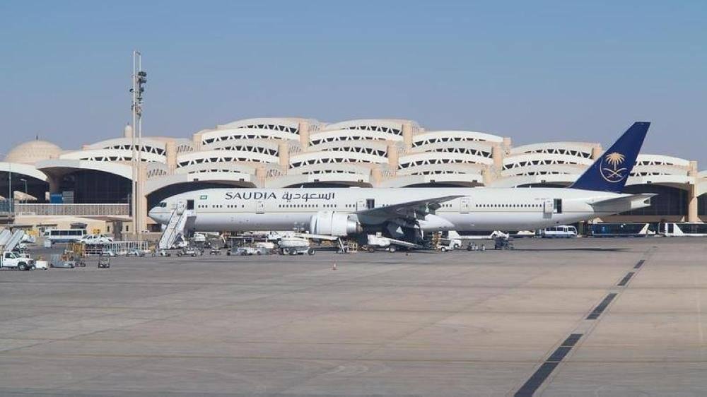 الرياض.. مطار الملك خالد يدعو للتحقق من الرحلات وسط اضطرابات بحركة الطيران
