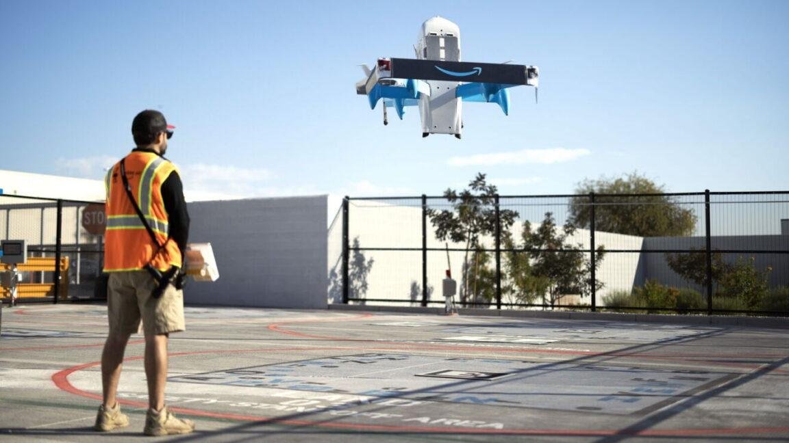 Amazon aims for delivery drone...