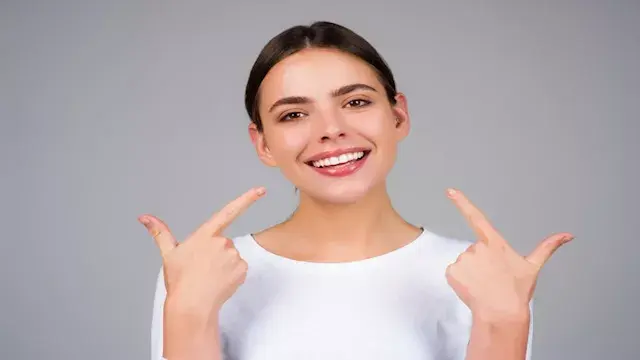 ماذا يحدث للجسم عندما نضحك كثي...