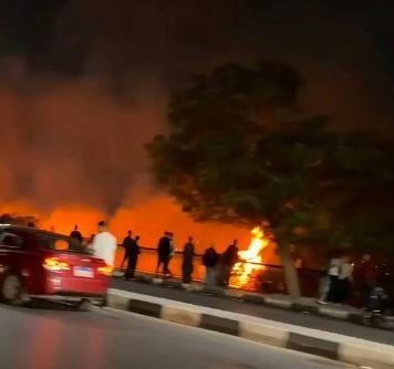 السيطرة على حريق اندلع بمخلفات زراعية بكورنيش المعادي