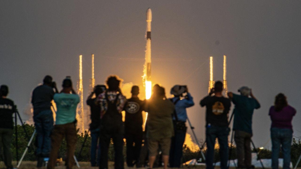 Goodbye, Falcon 9: SpaceX plan...