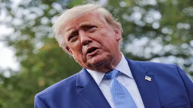 ترامب: اتفاق رفع العقوبات عن صادرات النفط الروسية يساعد على خفض أسعار الوقود