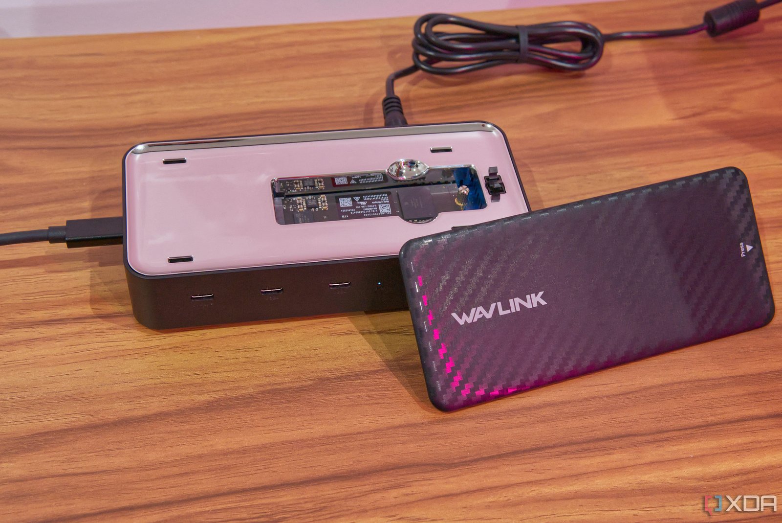 This Wavlink USB4 dock has an...