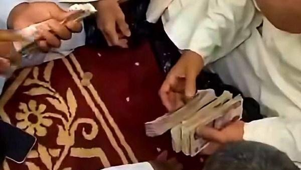 الخير في أهلها.. قرية الشيخ أح...