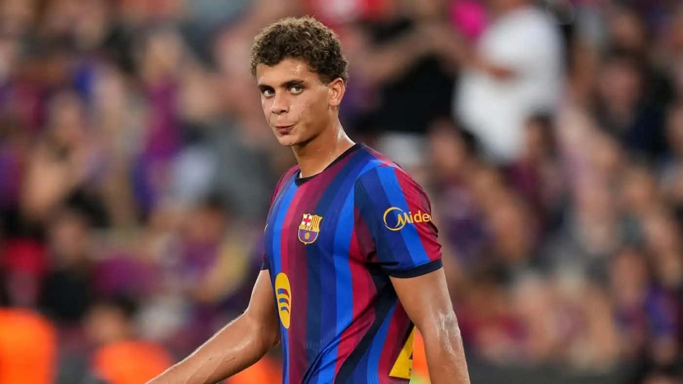 حمزة عبدالكريم على مقاعد بدلاء برشلونة أمام الافيس
