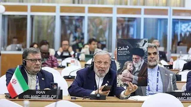 رئيس الوفد البرلماني الإيراني يهدد ترامب ونتنياهو: لينتظرا العقاب على جرائمهما