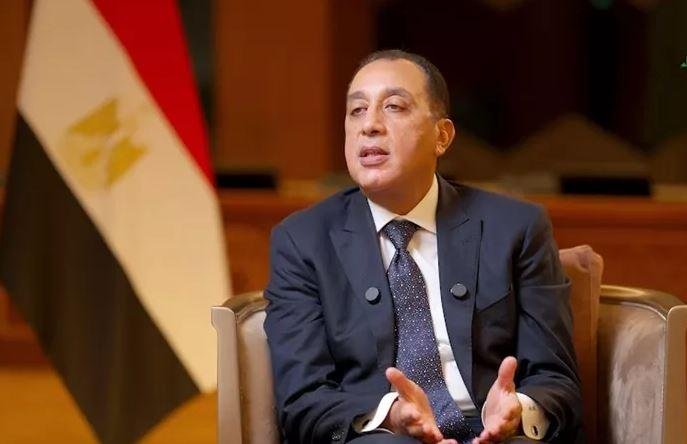 رئيس الوزراء: الدولة اضطرت إلى تحمل جانب كبير من الاستثمارات في البنية الأساسية