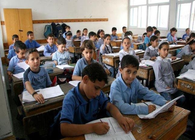 ننشر توزيع منهج الدراسات للمرح...