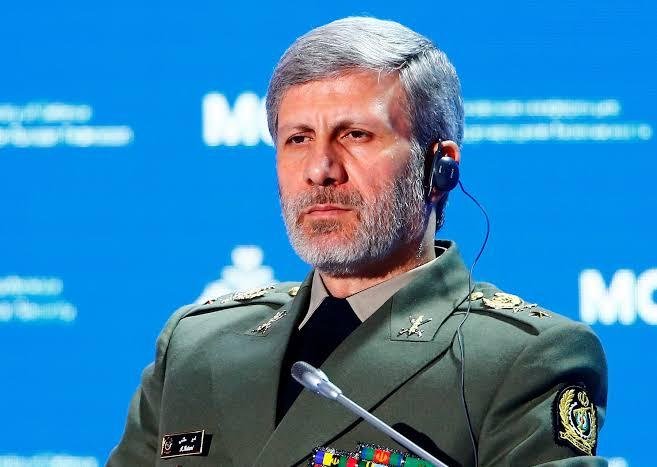 قائد الجيش الإيراني: الحرب لم تنته وسنرد بقوة على أي تهديد جديد