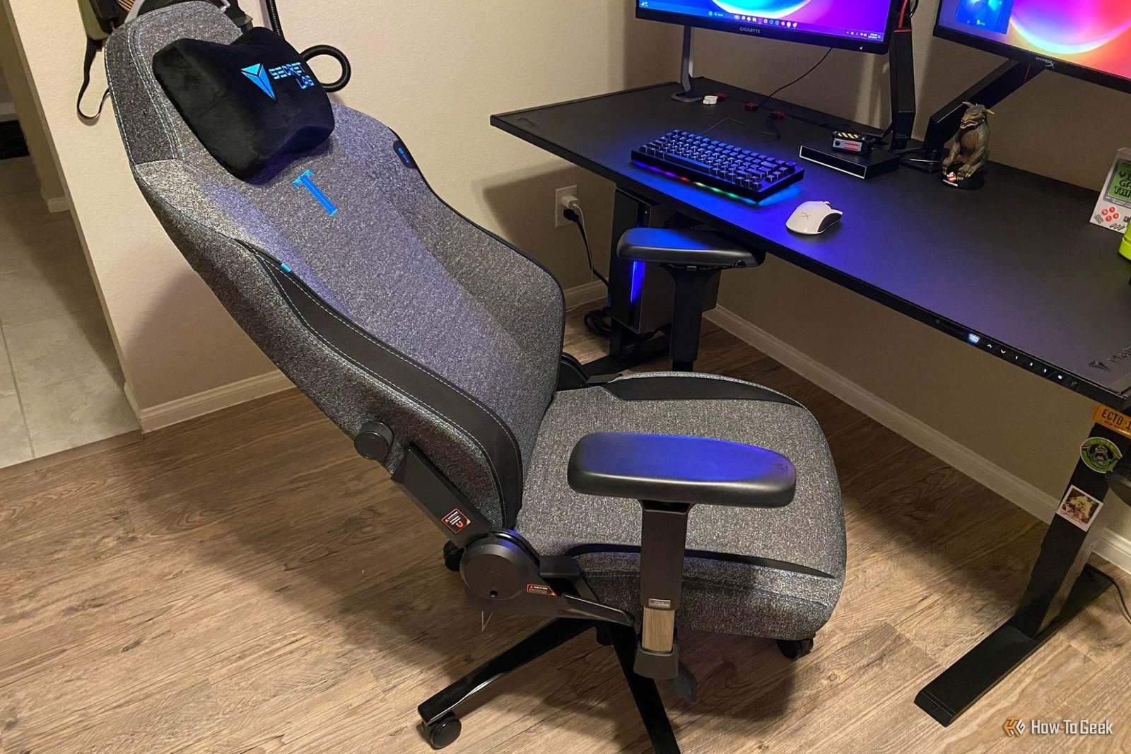 Study and game in comfort with...