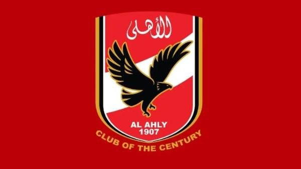 كل ما قيل غير صحيح.. الأهلي ينفي وجود أزمات في تجديد عقدي إمام وشوبير