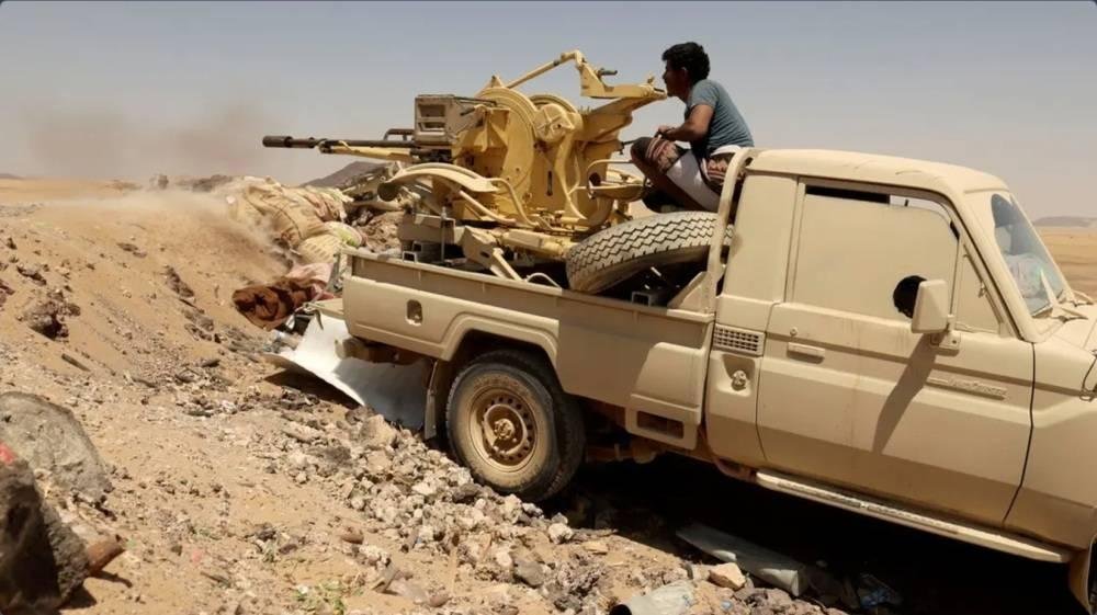 الحوثيون يصعدون على 3 جبهات وا...