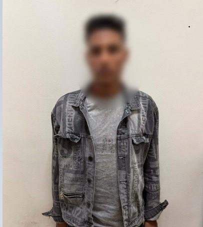 ضبط المتهم بمزاولة مهنة منادي سيارات وطلبه مبالغ مالية من قائدي السيارات بالقاهرة