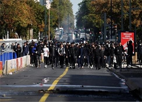 بين تأييد ميلانشون ودعوات لوبان لاستعادة النظام.. موقف مرشحي الانتخابات الرئاسية من احتجاجات طلاب الثانوية في فرنسا