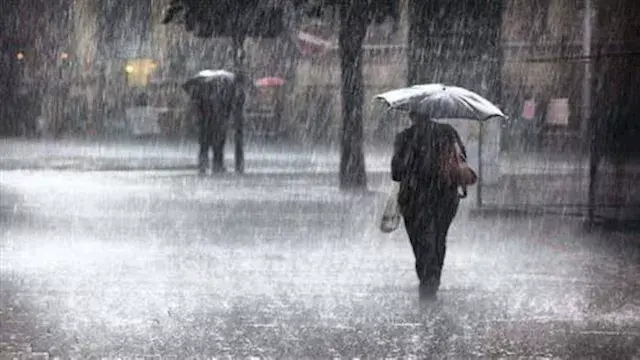 أمطار ورياح واضطراب ملاحة غدًا.. والعظمى بالقاهرة 27 درجة