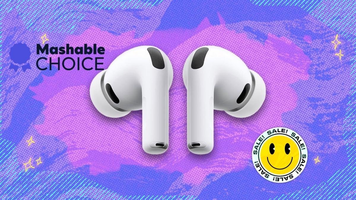 Apples AirPods Pro 3 with hear...