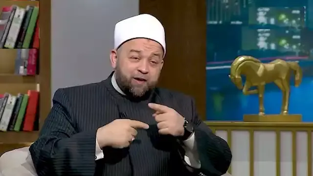 يسري عزام: قضاء حوائج الناس أع...