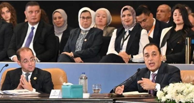 رئيس الوزراء: الحكومة تعمل على تدبير موارد جديدة للإنفاق على برامج الحماية الاجتماعية