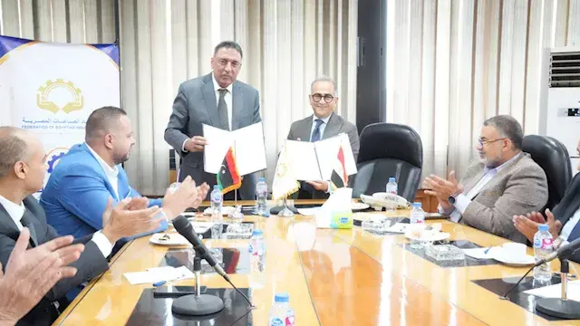 اتحاد الصناعات يبحث إنشاء معرض...