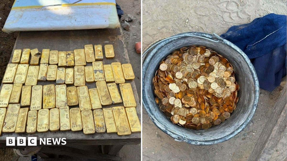 Builders unearth €9m gold stas...