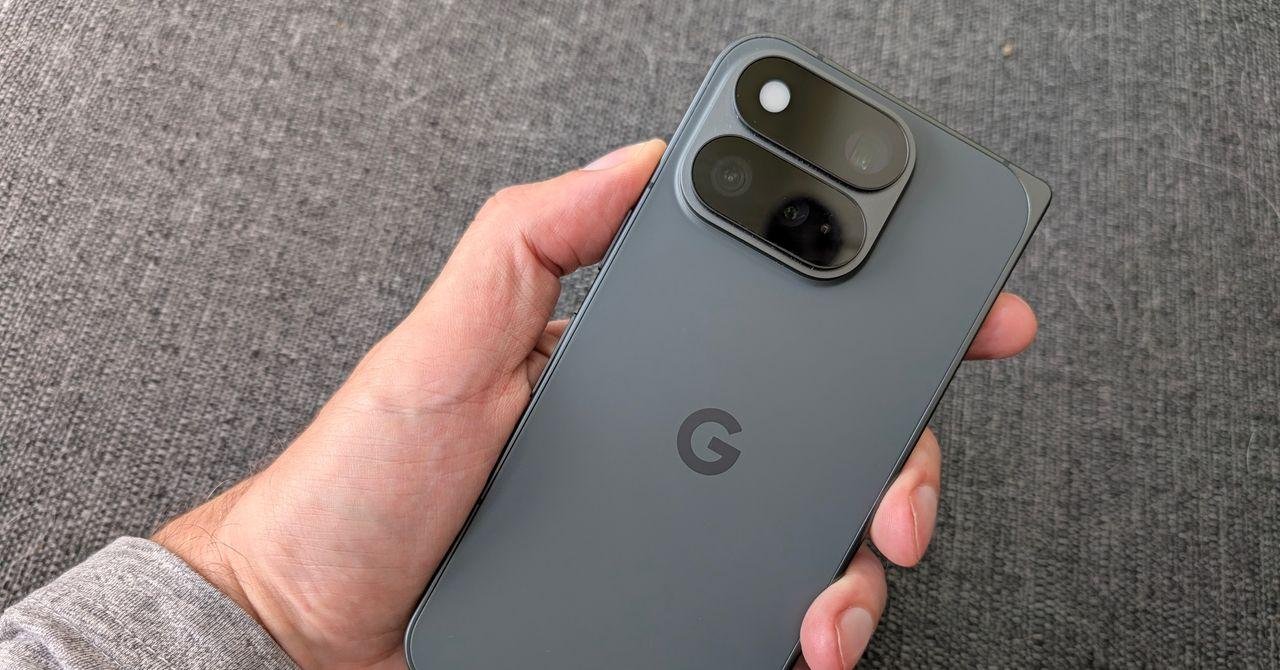 Google Pixel 11 Pro Fold Revie...