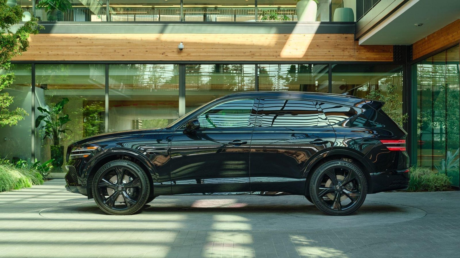 This SUV gives you Mercedes lu...
