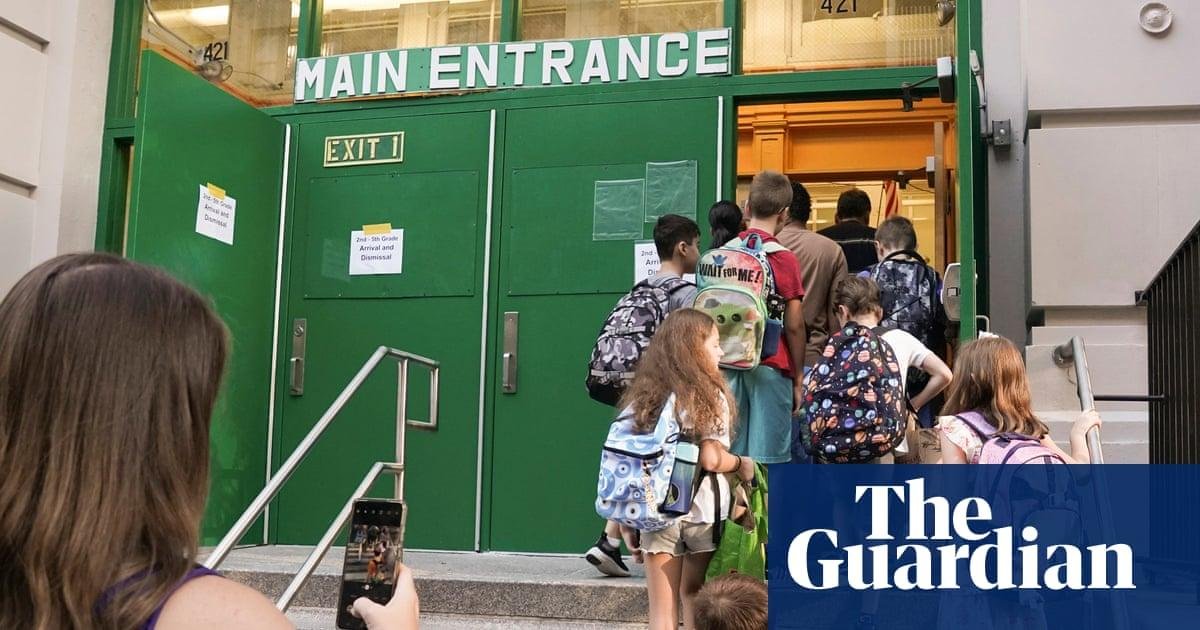 New York City to ban student A...