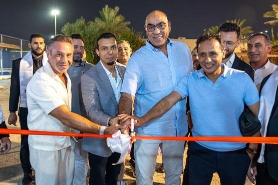 الزمالك يفتتح الفرع الرئيسي لأ...