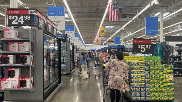 مبيعات التجزئة الأمريكية ترتفع 0.8% في سبتمبر متجاوزة التوقعات