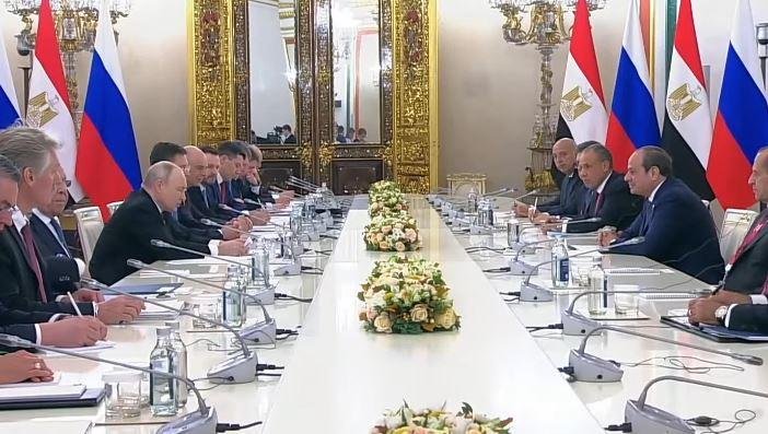 الرئيس السيسي: نحرص على توطيد الشراكة الاستراتيجية مع روسيا