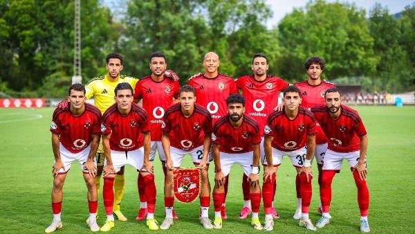 إعلامي: الأهلي المرشح الأول لل...