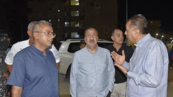 محافظ بورسعيد يتفقد أعمال تطوير منظومة الإنارة بمنطقتي البنك الأصفر وعمر المنخفض