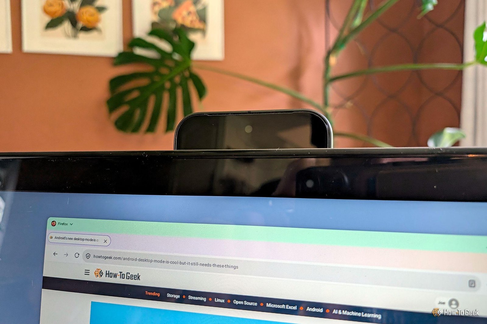 I built an Android laptop by 3...