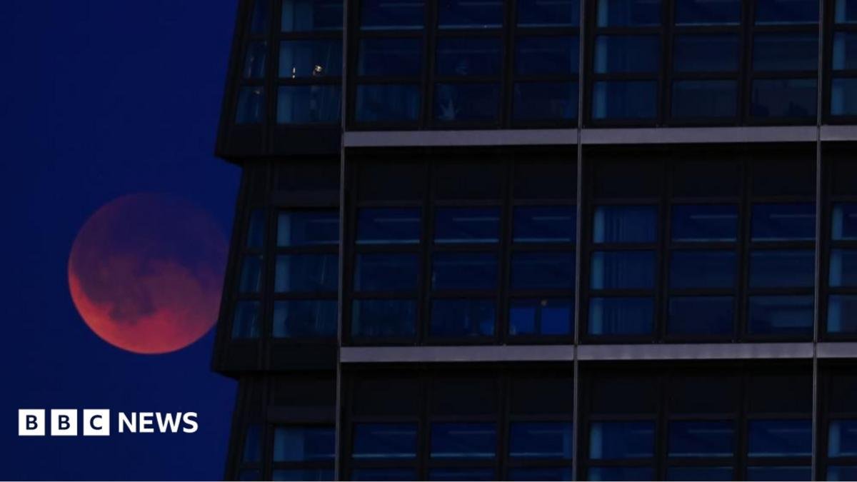 How to watch the partial lunar...
